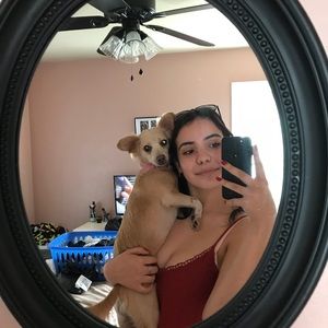 Meet your Posher, Celeste